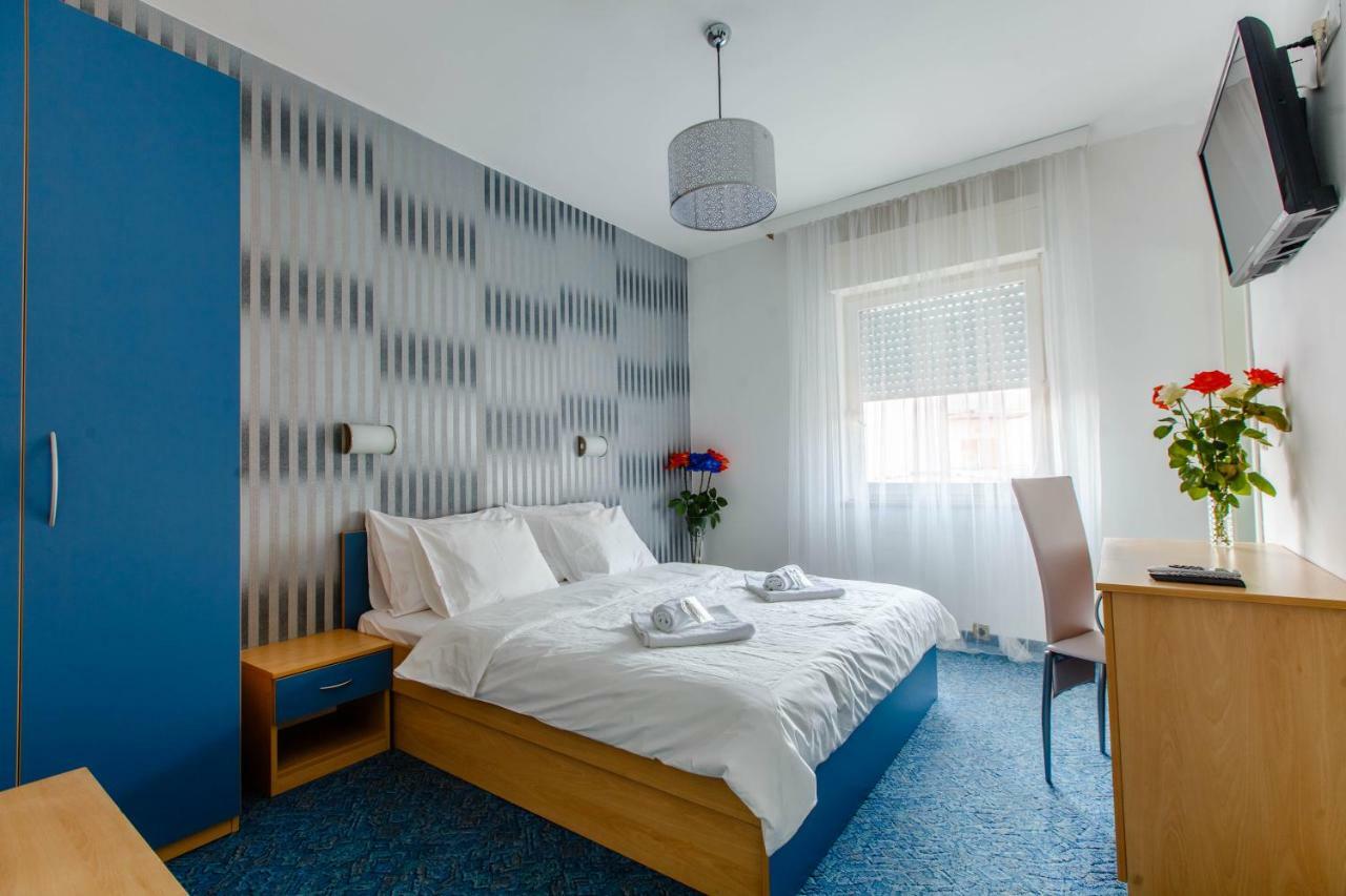 Rooms Split Stobreč Buitenkant foto
